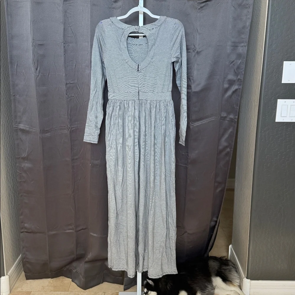 ANTHROPOLOGIE MAXI DRESS BLACK AND WHITE STRIPE.